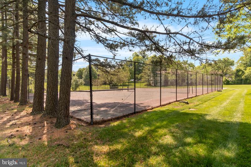 5821 Royal Ridge Drive, Unit F Springfield, VA 22152 - Photo 26 of 28 Gallery Image 26