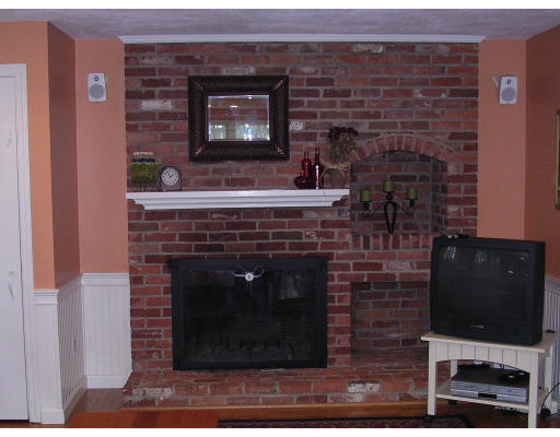 26 Fletcher Road Westford, MA 01886 - Photo 8 of 20 Gallery Image 8