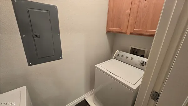 $1,750 | 3975 North Hualapai Way, Unit 219, Las Vegas, NV 89129