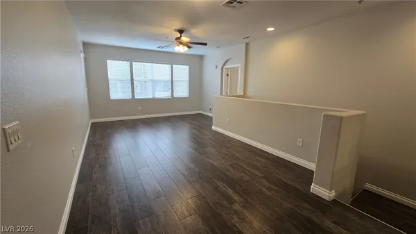 $1,750 | 3975 North Hualapai Way, Unit 219, Las Vegas, NV 89129