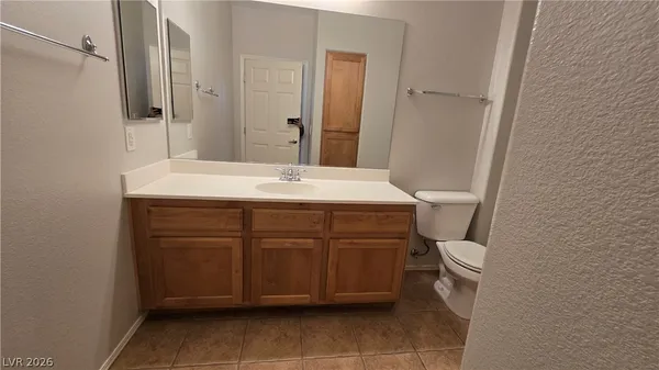 $1,750 | 3975 North Hualapai Way, Unit 219, Las Vegas, NV 89129
