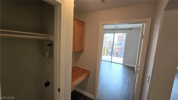 $1,750 | 3975 North Hualapai Way, Unit 219, Las Vegas, NV 89129