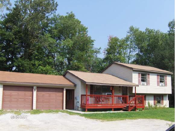 16 Hillside Road Rutland, VT 05701 - Photo 1 of 1