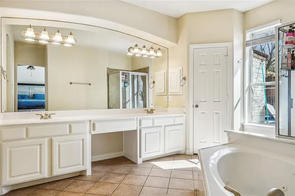 $775,000 | 9008 Thompson Drive, Argyle, TX 76226