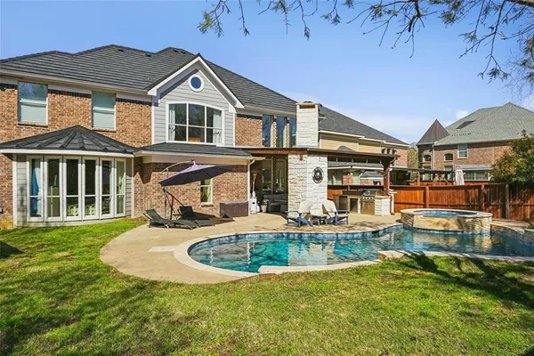 $775,000 | 9008 Thompson Drive, Argyle, TX 76226