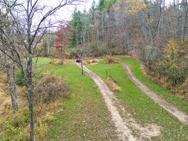 $824,900 | 220 Annie Lane Southwest, Floyd, VA 24091