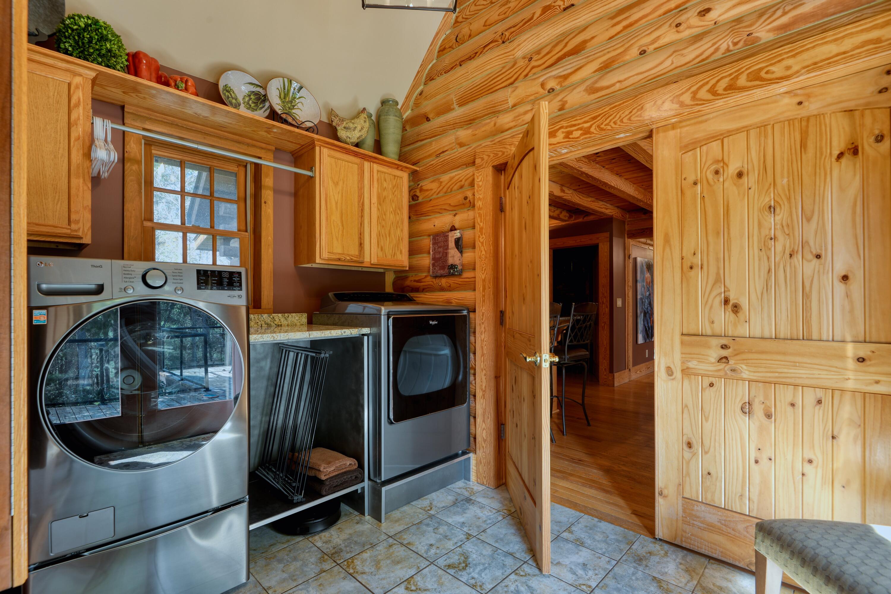 220 Annie Lane Southwest Floyd, VA 24091 - Photo 47 of 111 43 00E_2200_hdr