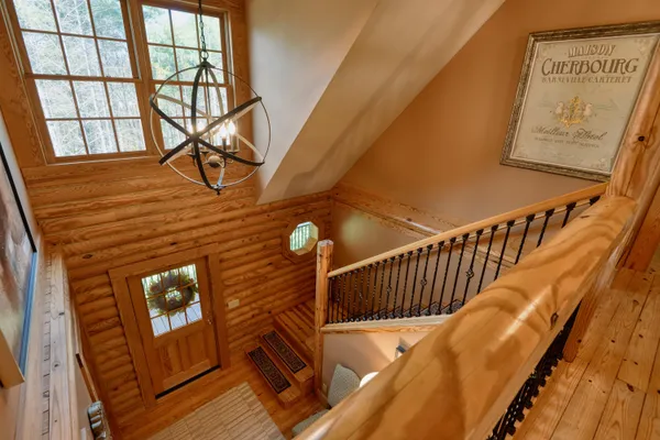 $810,000 | 220 Annie Lane Southwest, Floyd, VA 24091