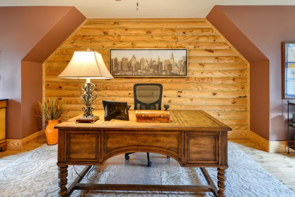 $810,000 | 220 Annie Lane Southwest, Floyd, VA 24091