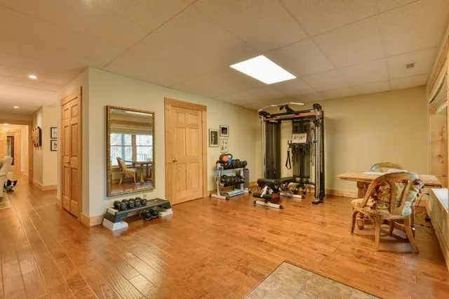 $824,900 | 220 Annie Lane Southwest, Floyd, VA 24091