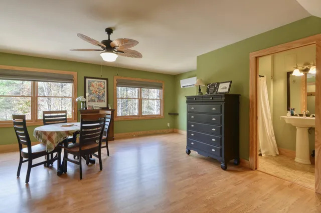 $824,900 | 220 Annie Lane Southwest, Floyd, VA 24091