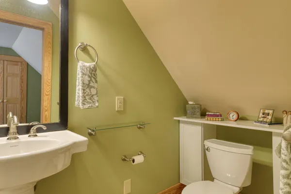 $810,000 | 220 Annie Lane Southwest, Floyd, VA 24091