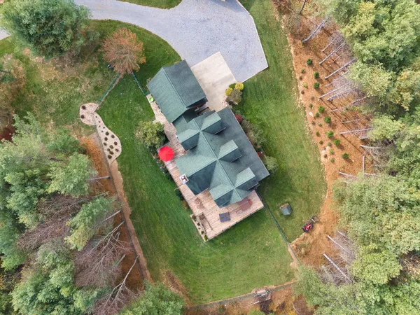 $810,000 | 220 Annie Lane Southwest, Floyd, VA 24091
