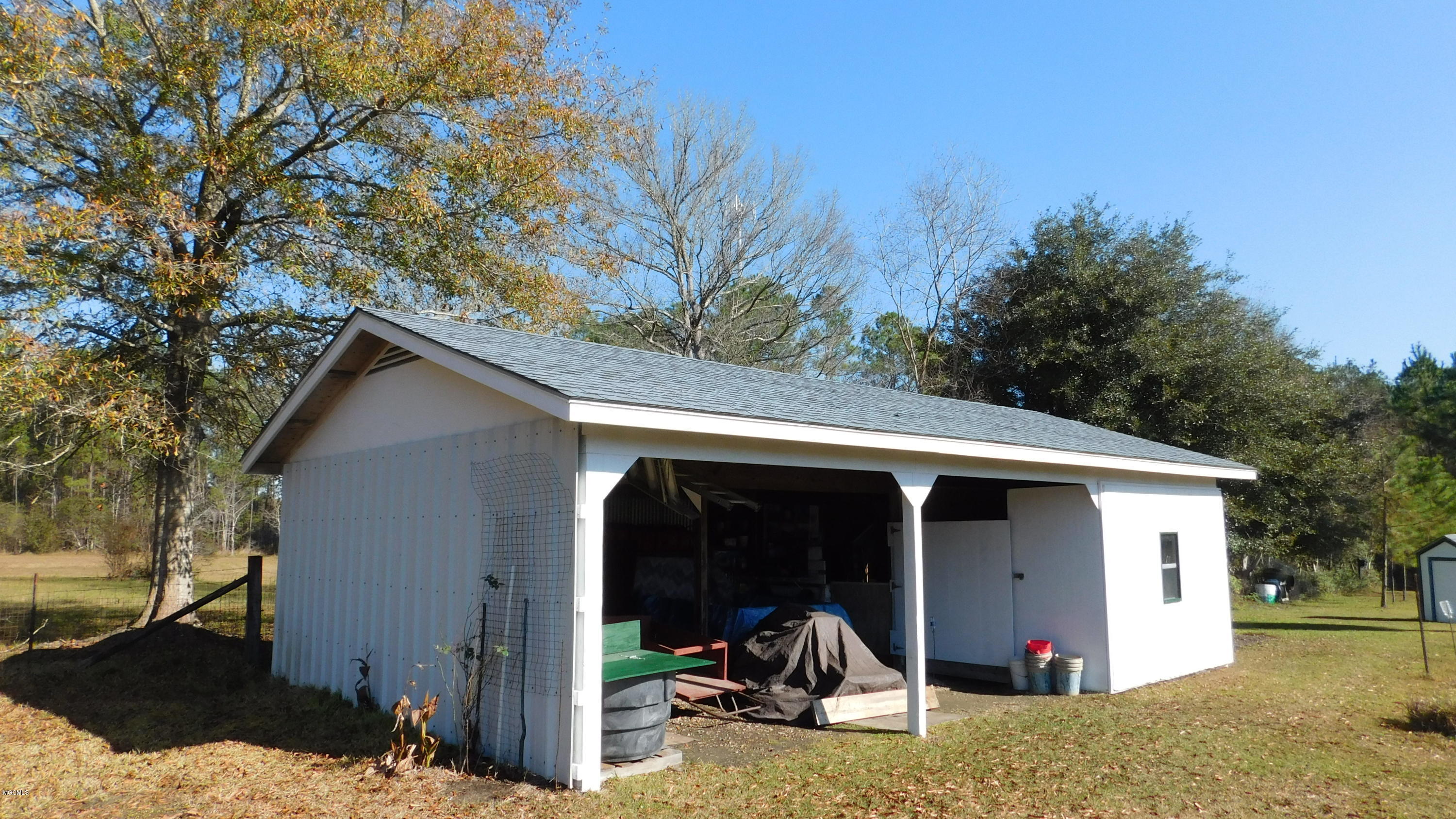 4312 Melvin Road D'Iberville, MS 39540 - Photo 14 of 31 DSCN4010