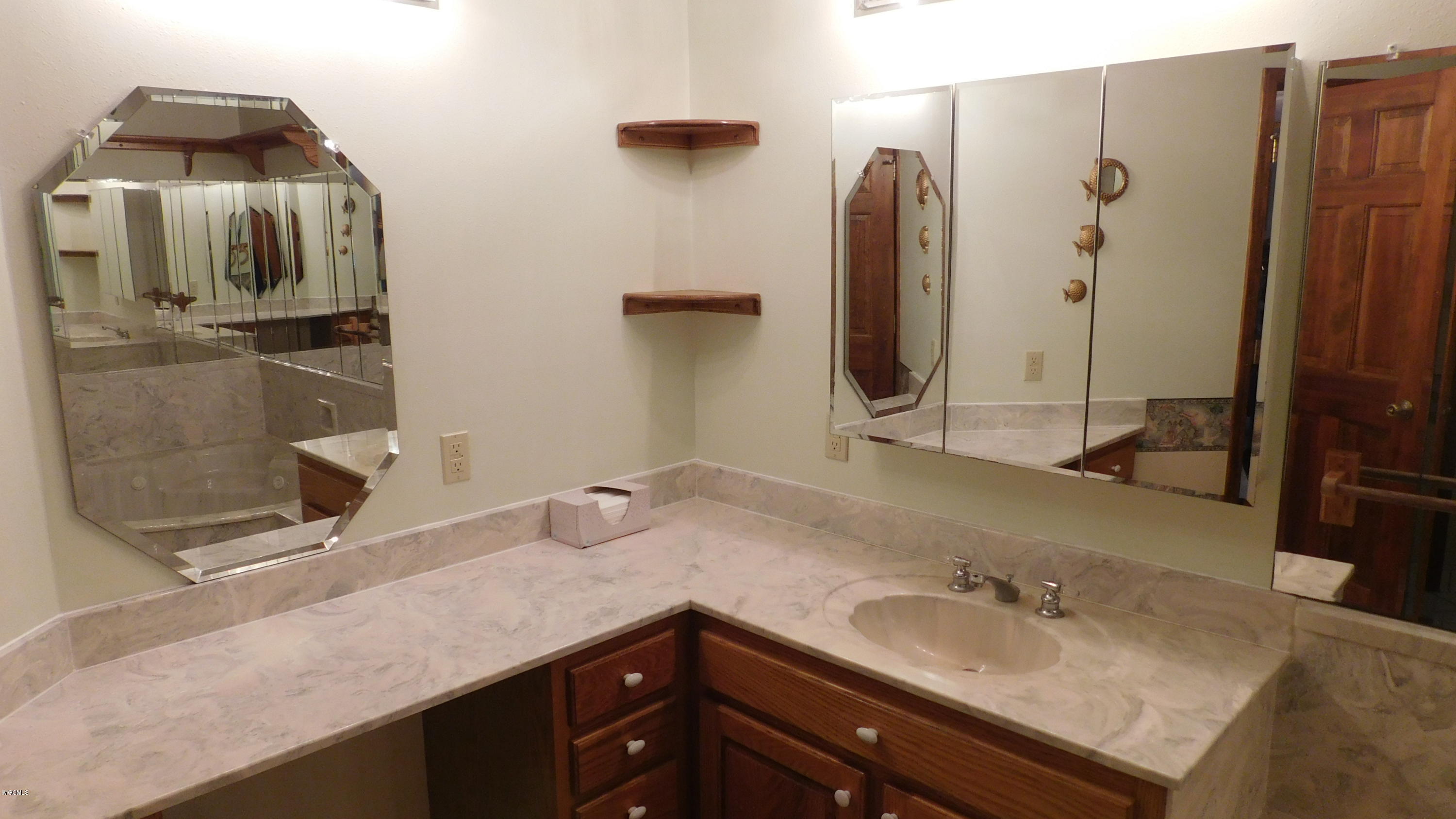 4312 Melvin Road D'Iberville, MS 39540 - Photo 26 of 31 DSCN4101