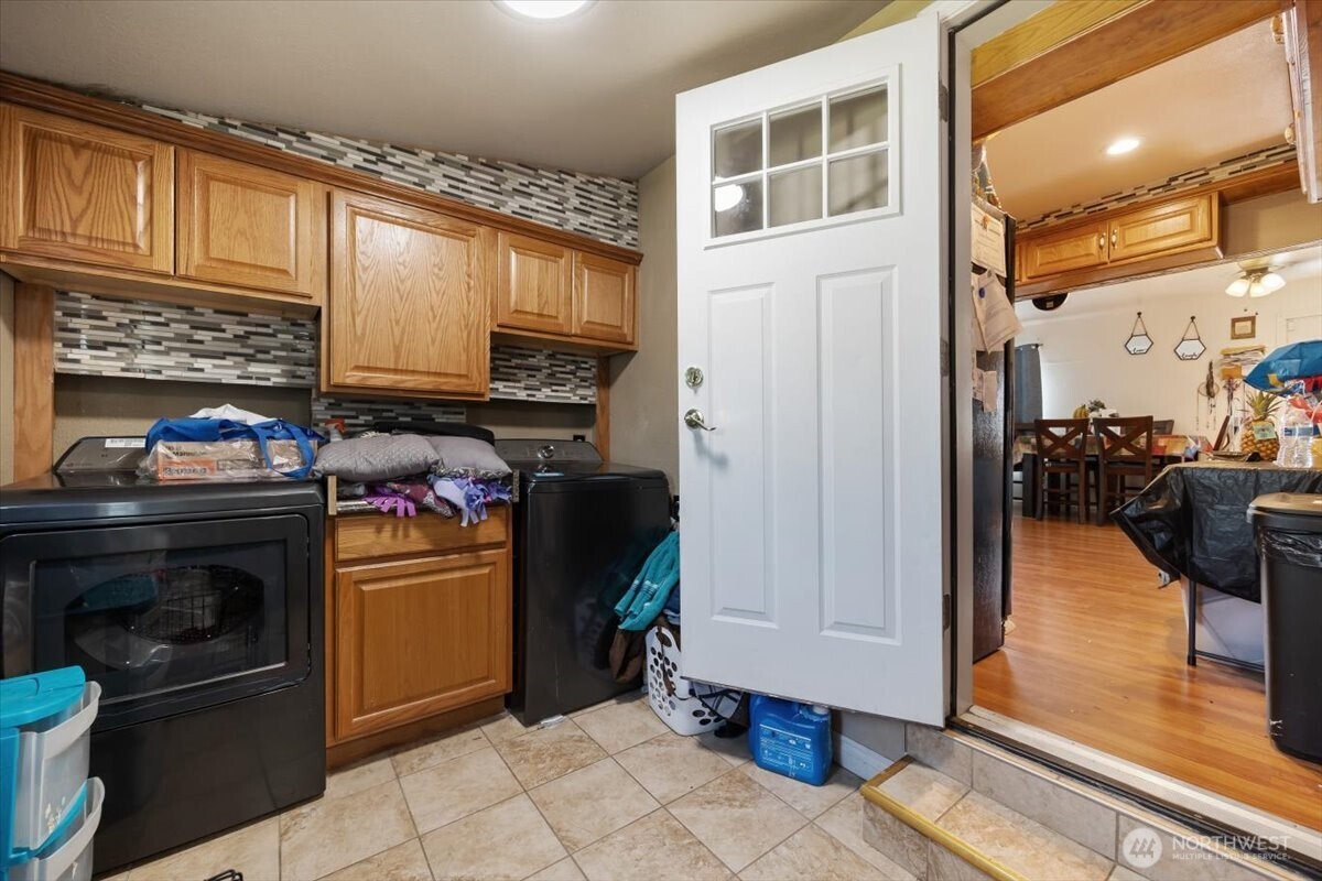 412 Maple Court Toppenish, WA 98948 - Photo 11 of 21