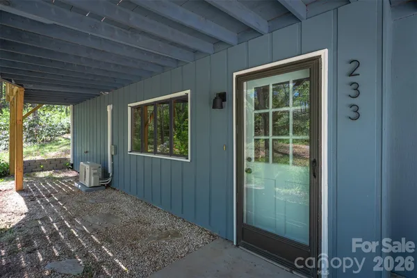 $825,000 | 233 Bryant Ridge Road, Swannanoa, NC 28778