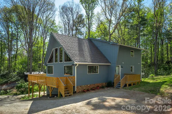 $825,000 | 233 Bryant Ridge Road, Swannanoa, NC 28778