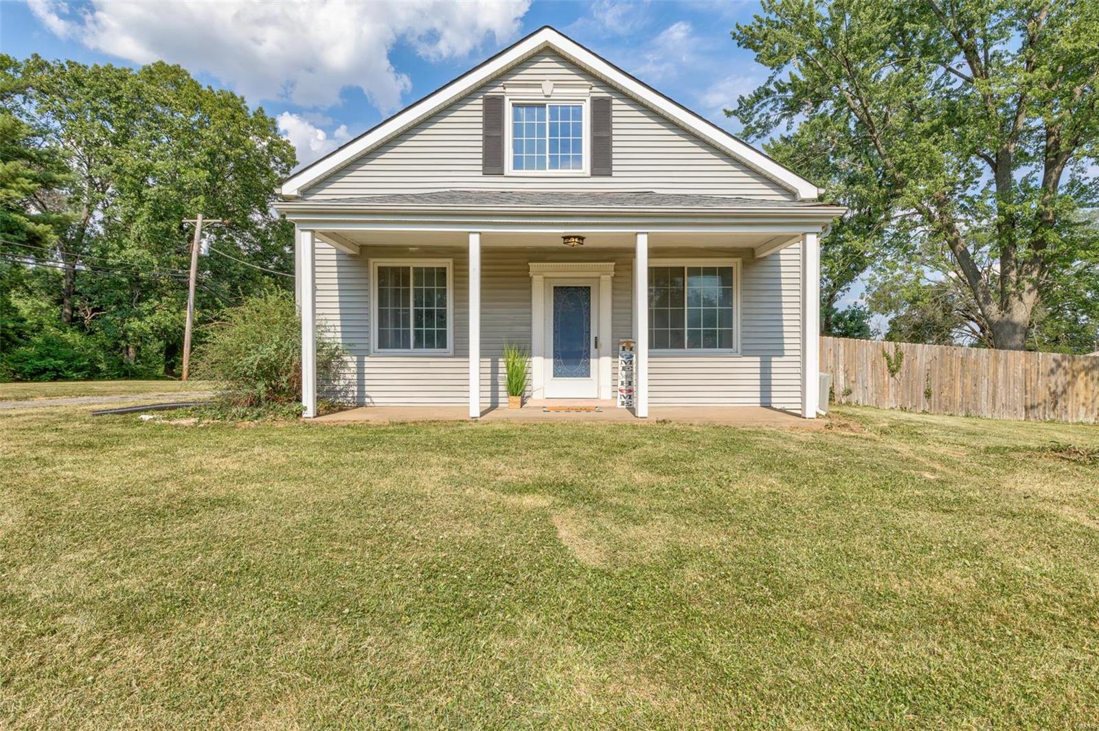 4304 Ringer Road St. Louis, MO 63129 - Photo 1 of 40 Gallery Image 1
