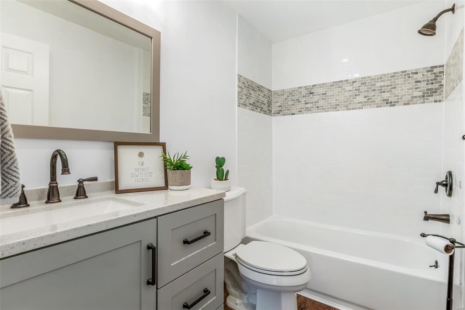 4304 Ringer Road St. Louis, MO 63129 - Photo 12 of 40 Gallery Image 12