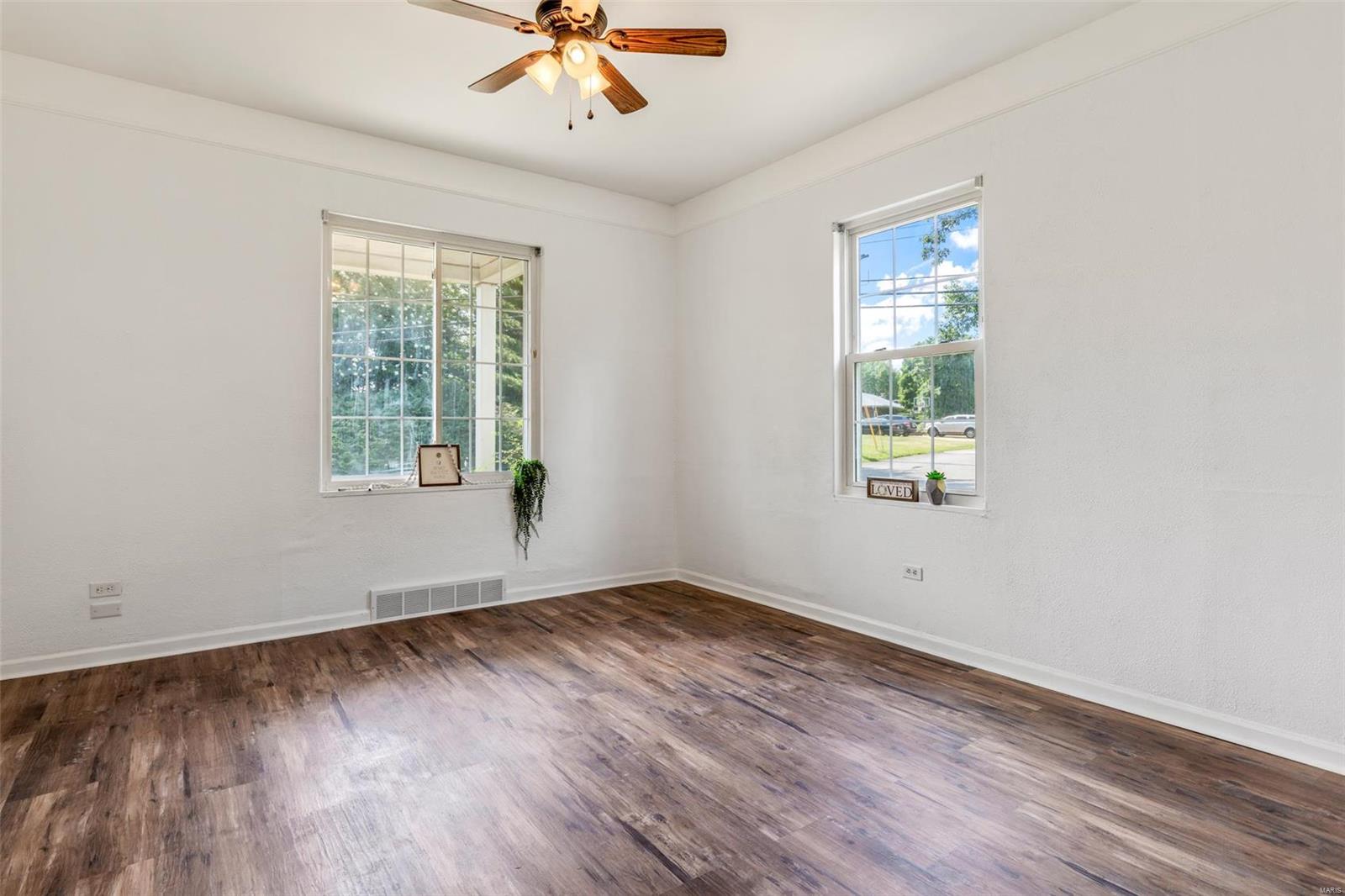 4304 Ringer Road St. Louis, MO 63129 - Photo 14 of 40 Gallery Image 14