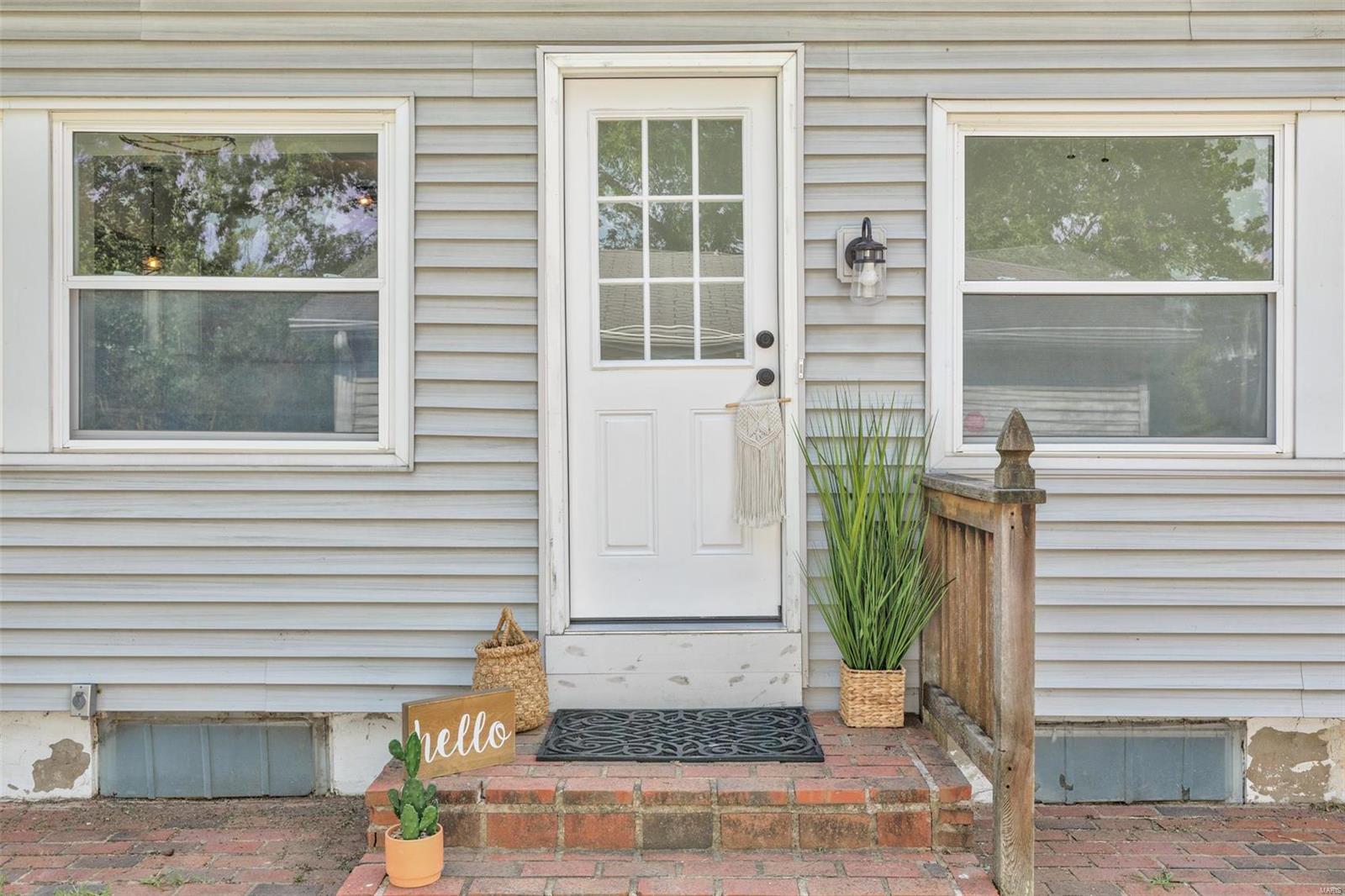 4304 Ringer Road St. Louis, MO 63129 - Photo 4 of 40 Gallery Image 4