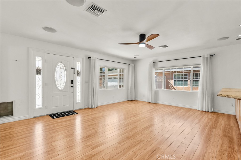 4576 Adam Simi Valley Simi Valley, CA 93063 - Photo 12 of 57