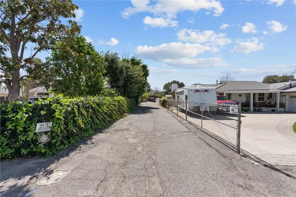 $3,800 | 4576 Adam Simi Valley, Simi Valley, CA 93063