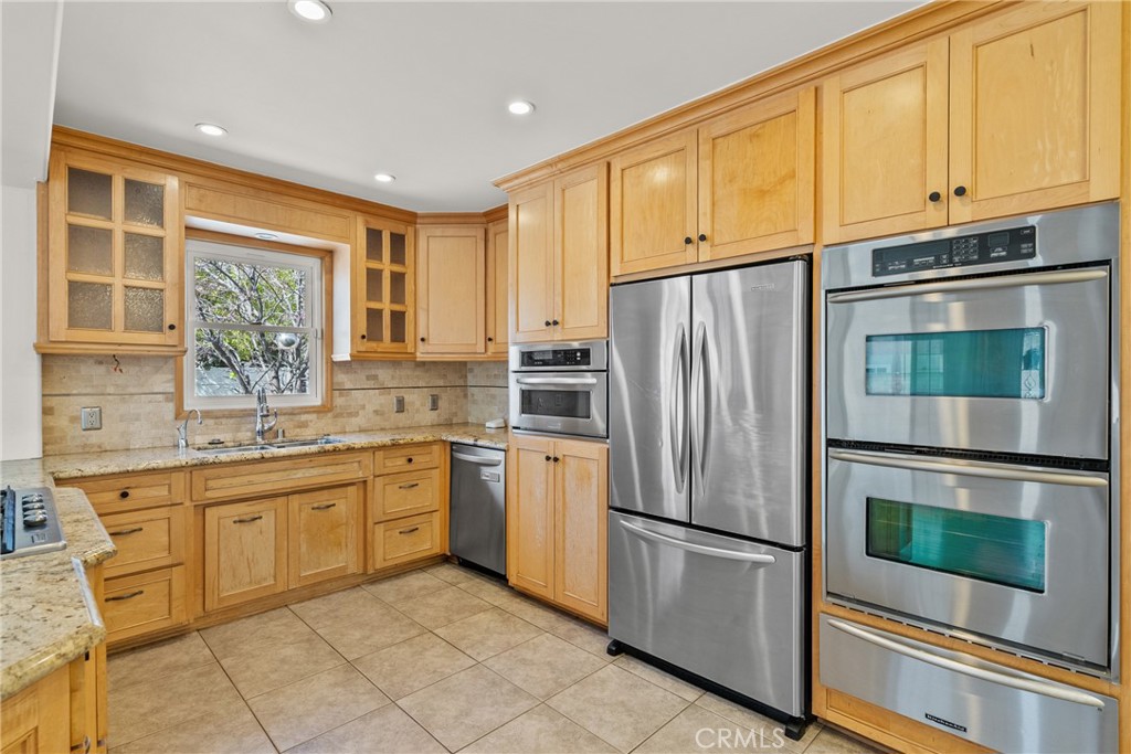 4576 Adam Simi Valley Simi Valley, CA 93063 - Photo 8 of 57