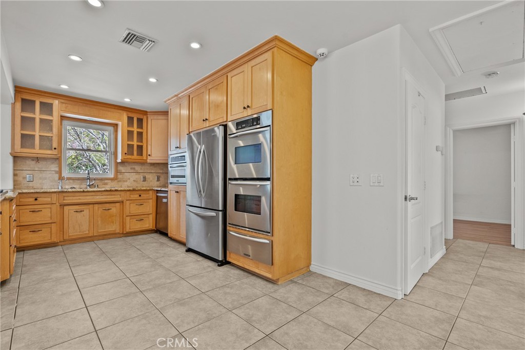 4576 Adam Simi Valley Simi Valley, CA 93063 - Photo 10 of 57