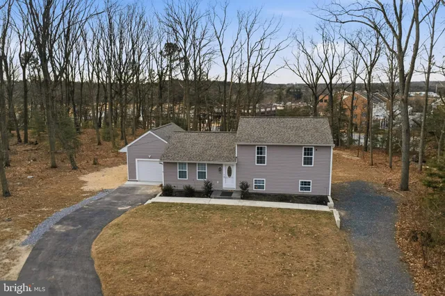 $599,900 | 7428 Hawkins Drive, Hanover, MD 21076