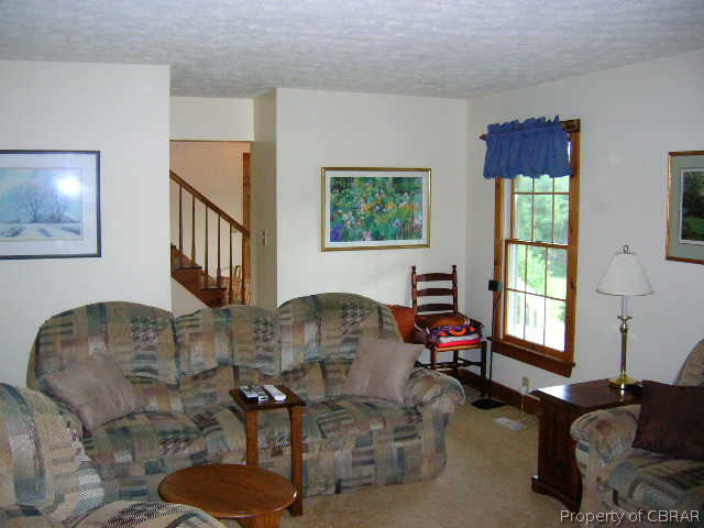 8102 Spring Hill Farm Road East Gloucester, VA 23061 - Photo 6 of 31