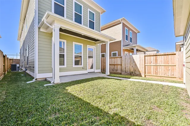 $440,955 | 2521 South Houston Avenue, Pearland, TX 77581