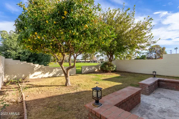$2,500 | 3037 South Country Club Way, Tempe, AZ 85282