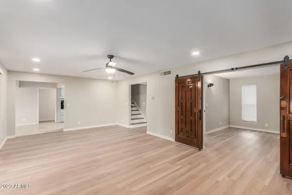 $2,500 | 3037 South Country Club Way, Tempe, AZ 85282
