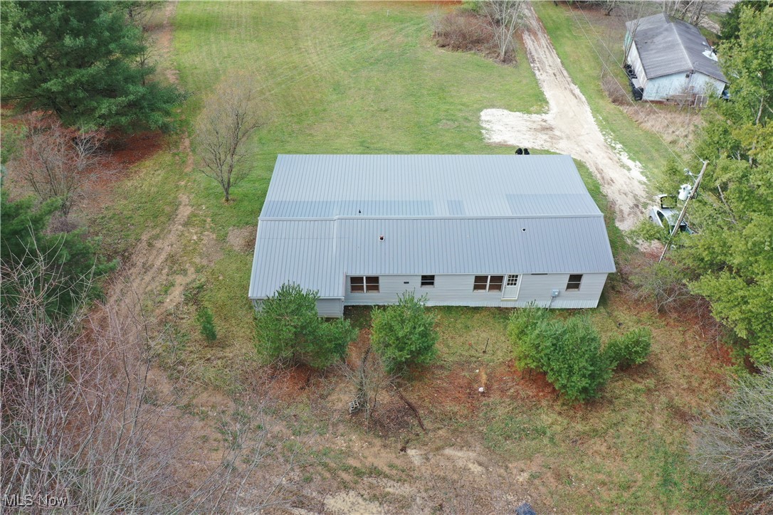 406 Avalon Road Southwest Dellroy, OH 44620 - Photo 32 of 36 Drone / aerial view