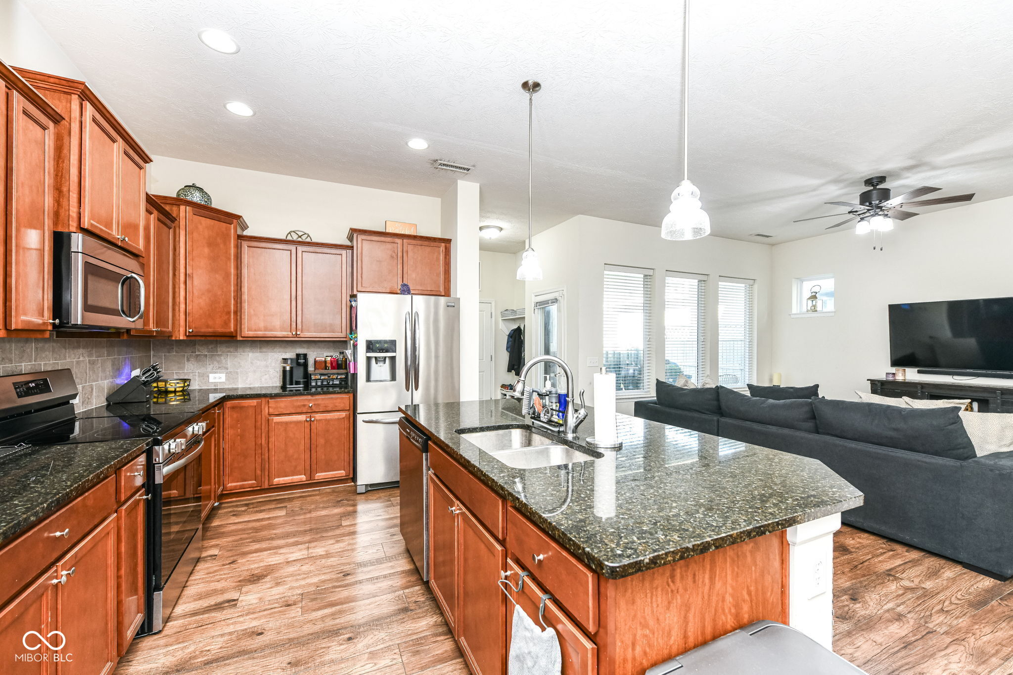 9110 Hawkins Road Indianapolis, IN 46216 - Photo 12 of 31