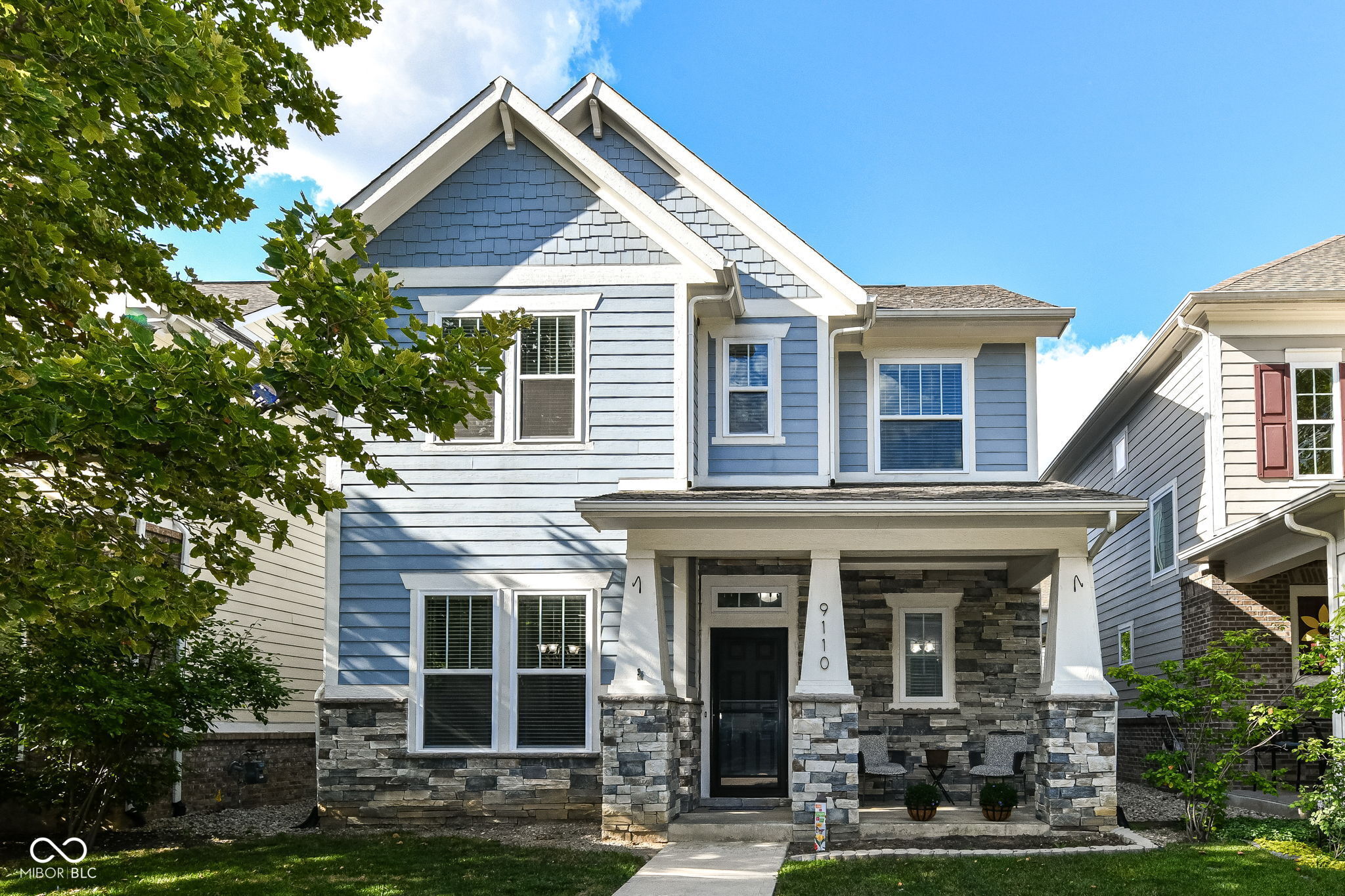 9110 Hawkins Road Indianapolis, IN 46216 - Photo 2 of 31