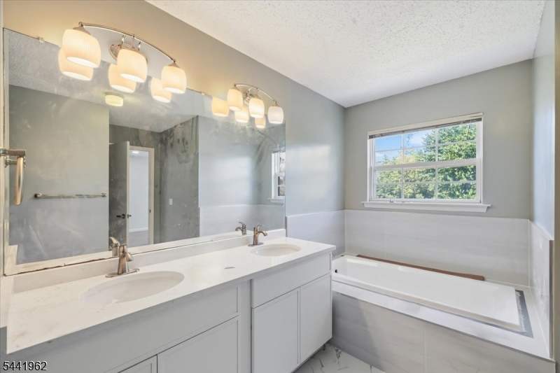 286 Nebula Road Piscataway, NJ 08854 - Photo 21 of 38