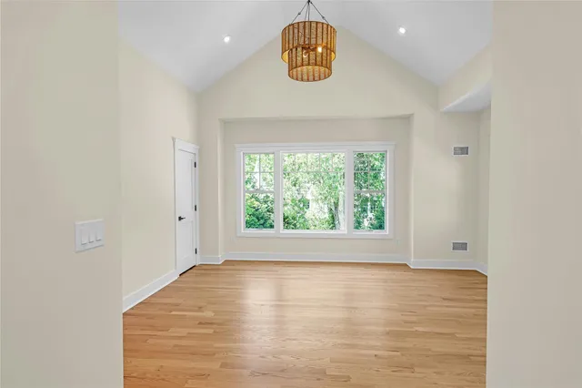 $1,780,000 | 18 Roosevelt Avenue, Glen Head, NY 11545