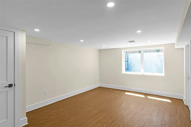 $1,780,000 | 18 Roosevelt Avenue, Glen Head, NY 11545