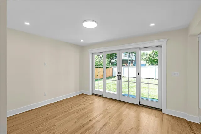 $1,780,000 | 18 Roosevelt Avenue, Glen Head, NY 11545