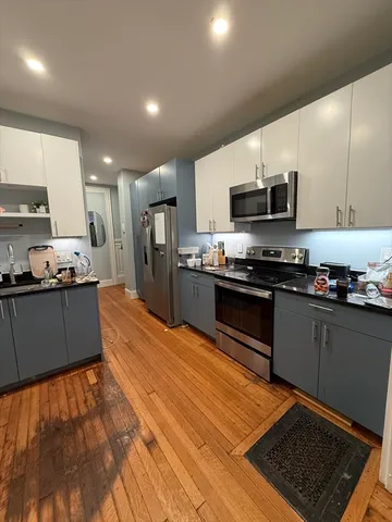 $6,800 | 12-13 Bay State Road, Unit 1, Boston, MA 02215