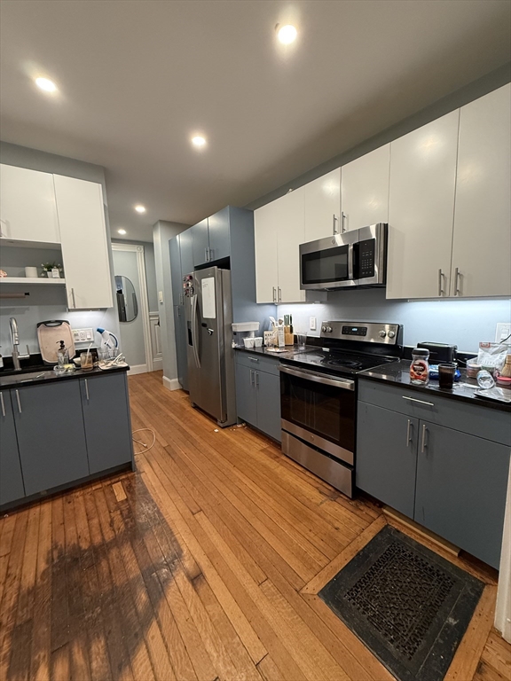 12-13 Bay State Road, Unit 1 Boston, MA 02215 - Photo 3 of 7