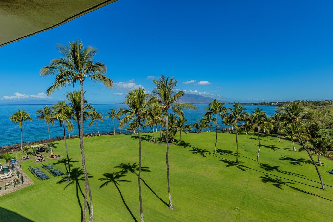 2936 South Kihei Road, Unit 613 Kihei, HI 96753 - Photo 27 of 46 a view of an outdoor space