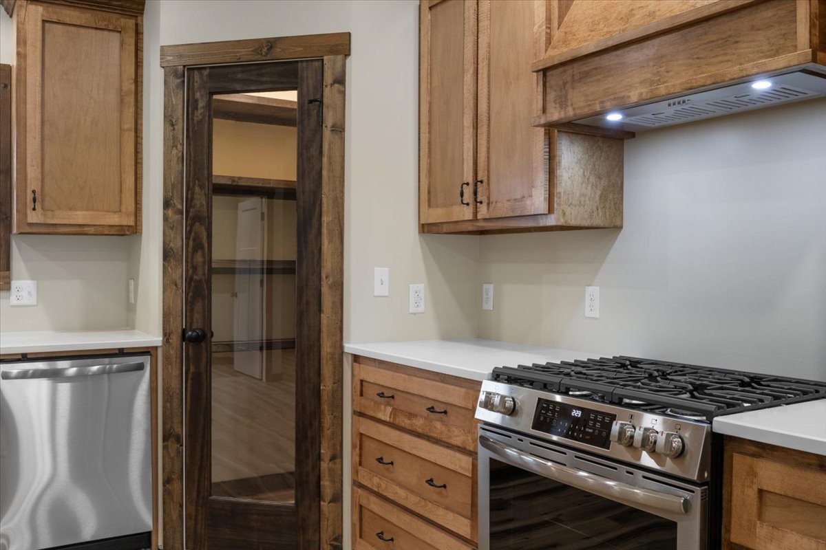 1690 Lucas Ridge Waverly, TN 37185 - Photo 16 of 47