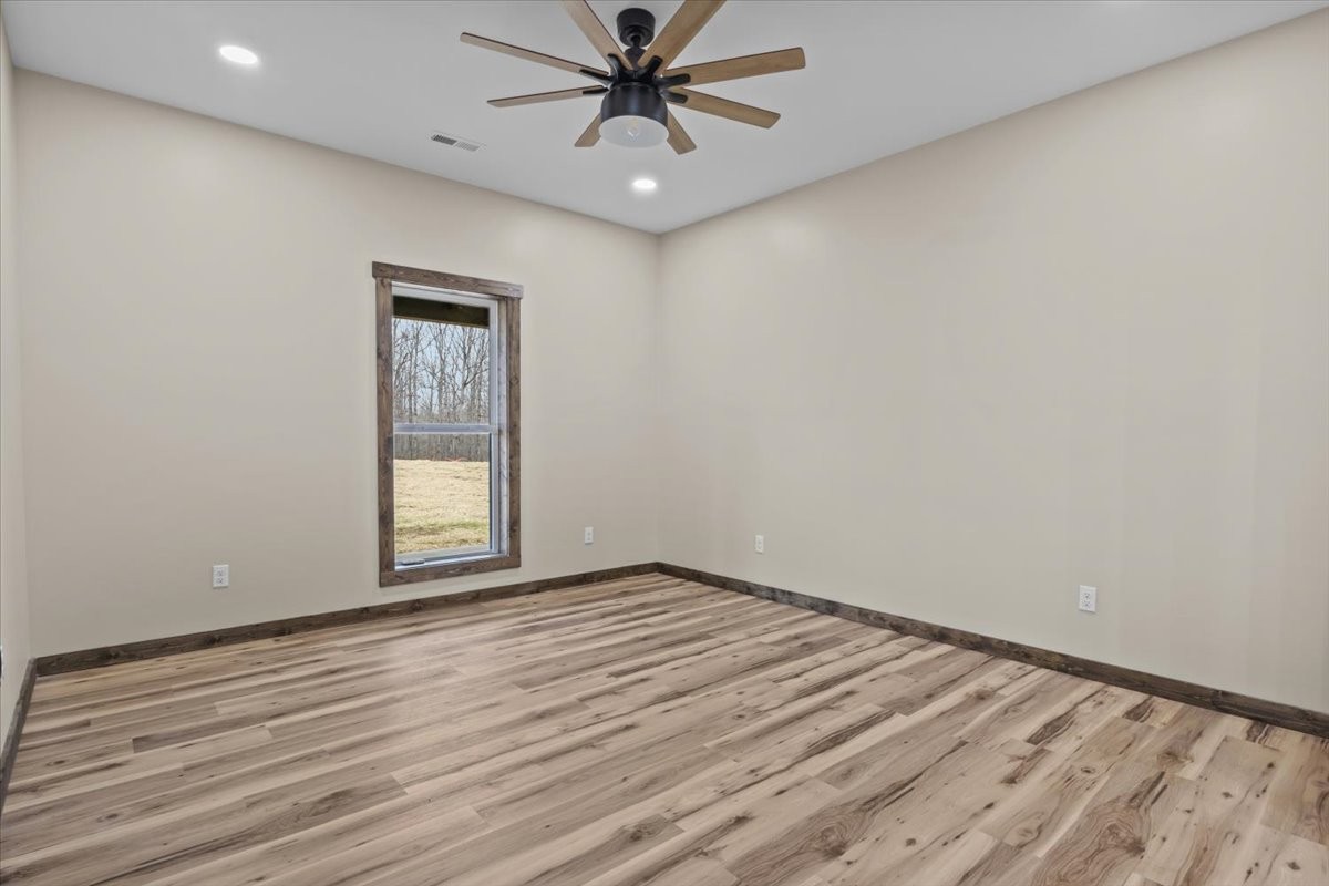 1690 Lucas Ridge Waverly, TN 37185 - Photo 25 of 47