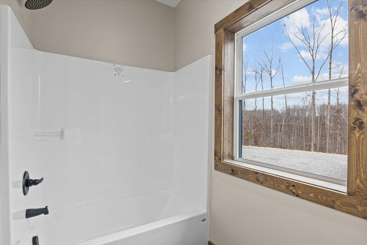 1690 Lucas Ridge Waverly, TN 37185 - Photo 34 of 47