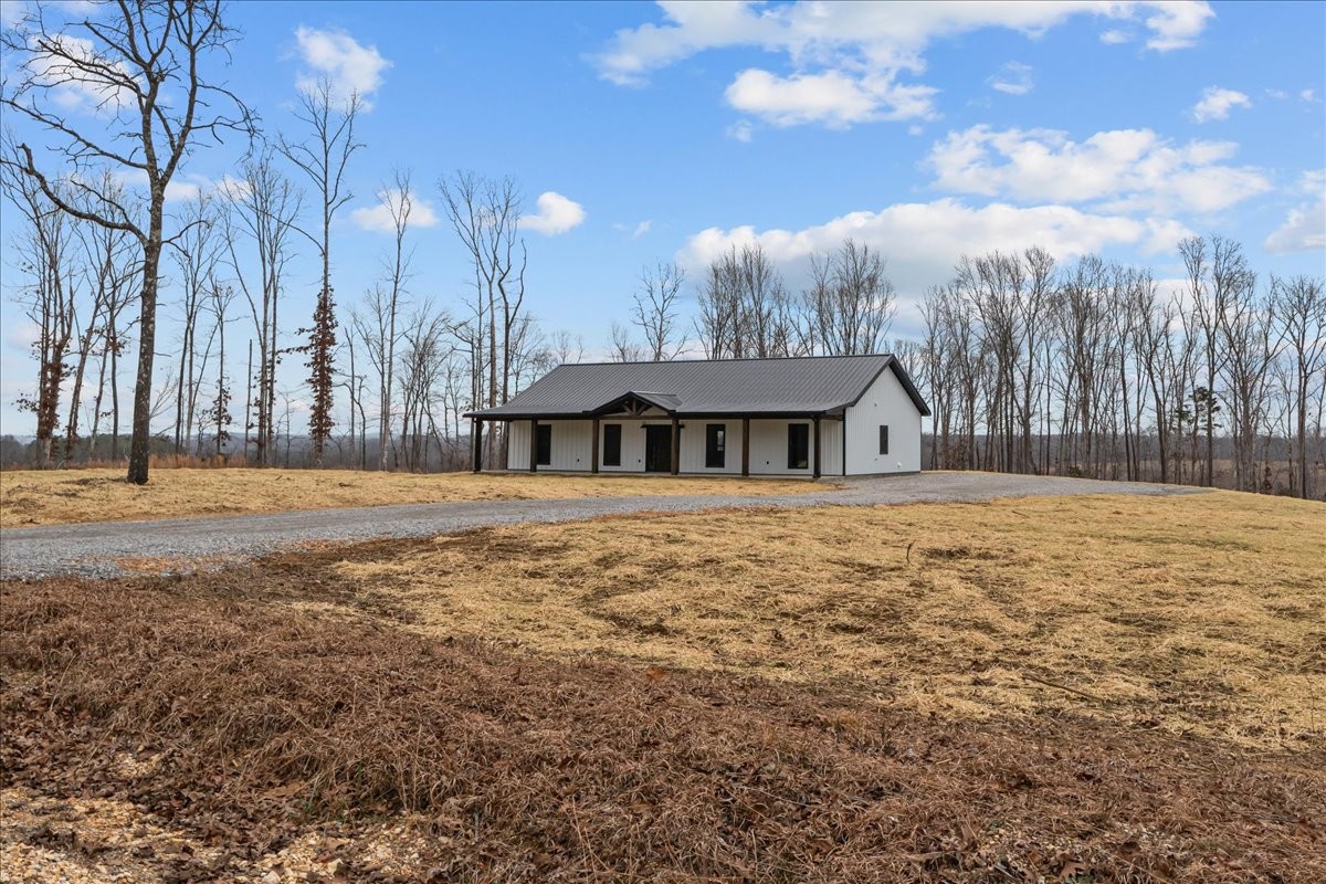 1690 Lucas Ridge Waverly, TN 37185 - Photo 4 of 47