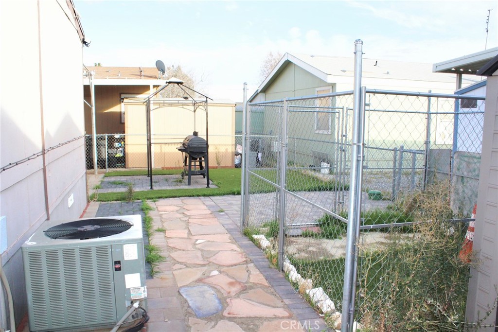 20843 Waalew Road, Unit C164 Apple Valley, CA 92307 - Photo 15 of 36